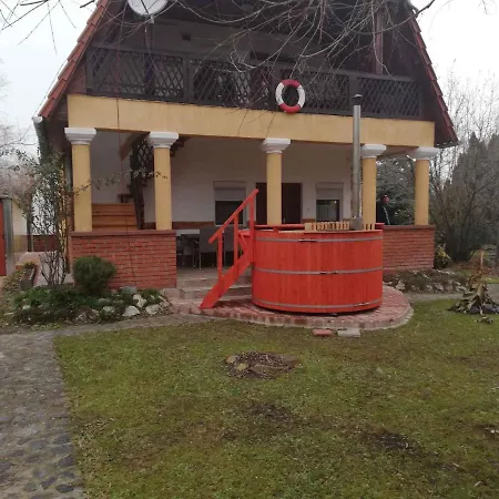 In 35839 Balatonmáriafürdő