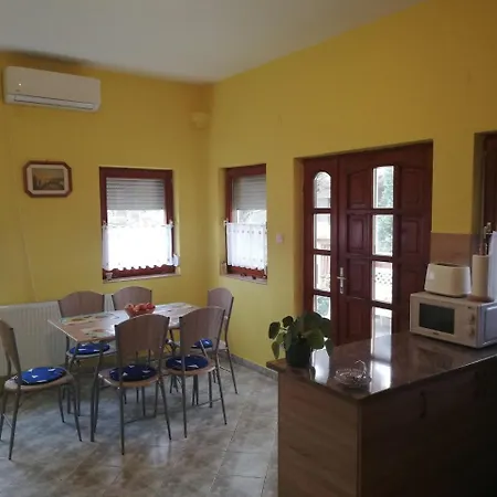 In 35839 Διαμέρισμα Balatonmáriafürdő